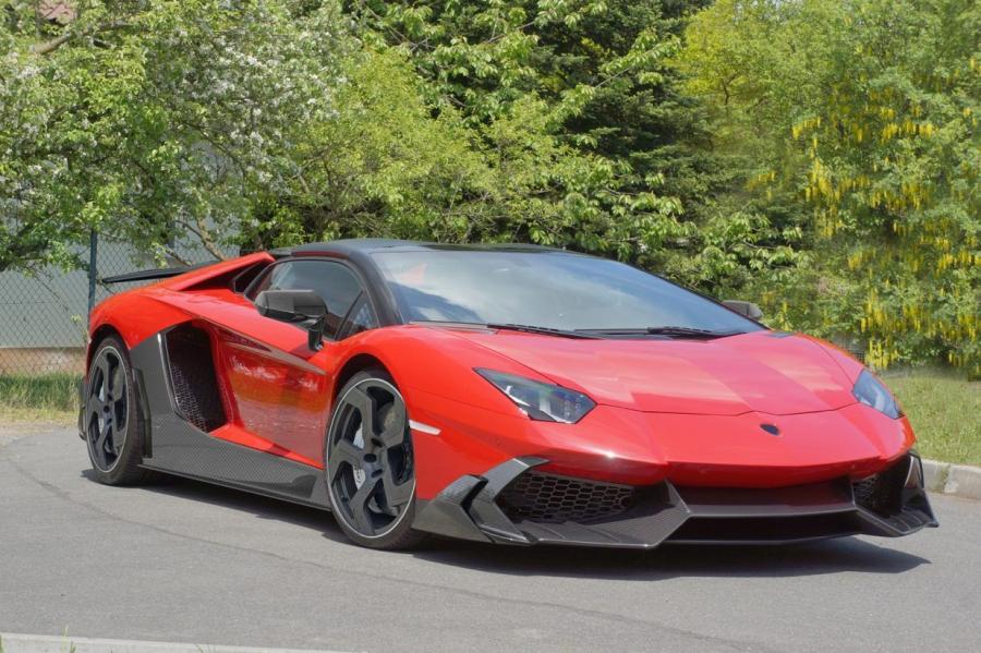  Lamborghini Aventador LP700-4 by Mansory 2014 года  (фото 1 из 5)